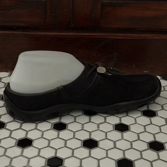 Authentic Prada Y2K Black Wool Rubber Flat Slip On Clogs - Size 7.5 - Picture 4 of 14